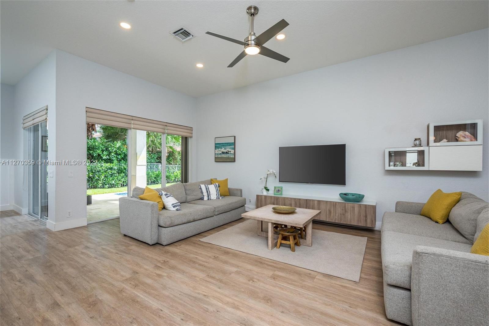 1955 Timberline Rd