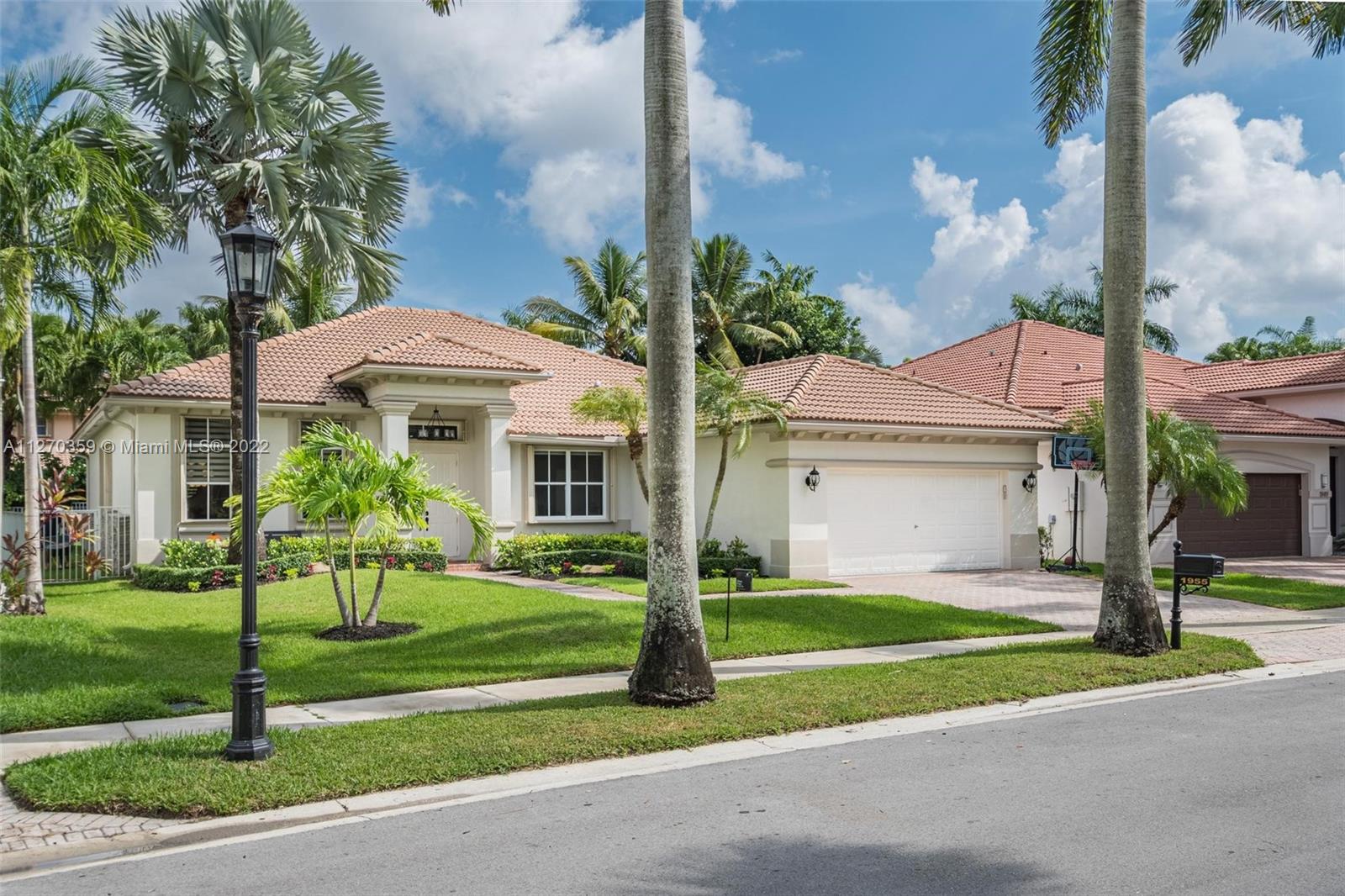 1955 Timberline Rd