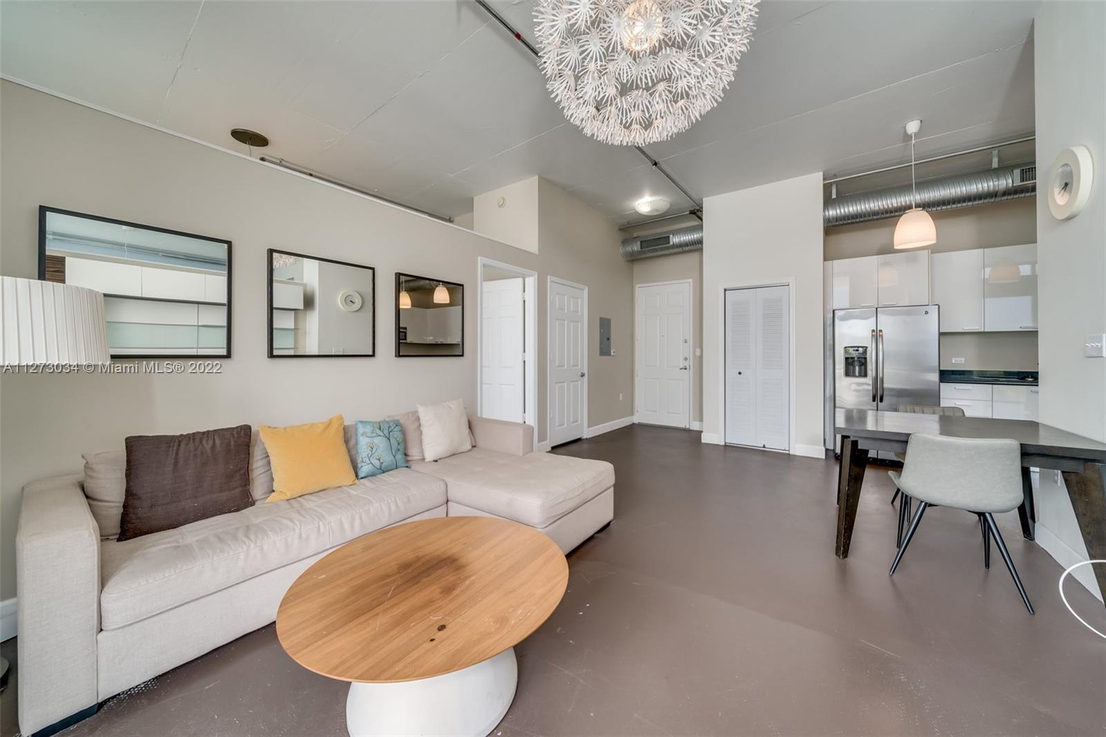 2100 Van Buren St Unit: 421