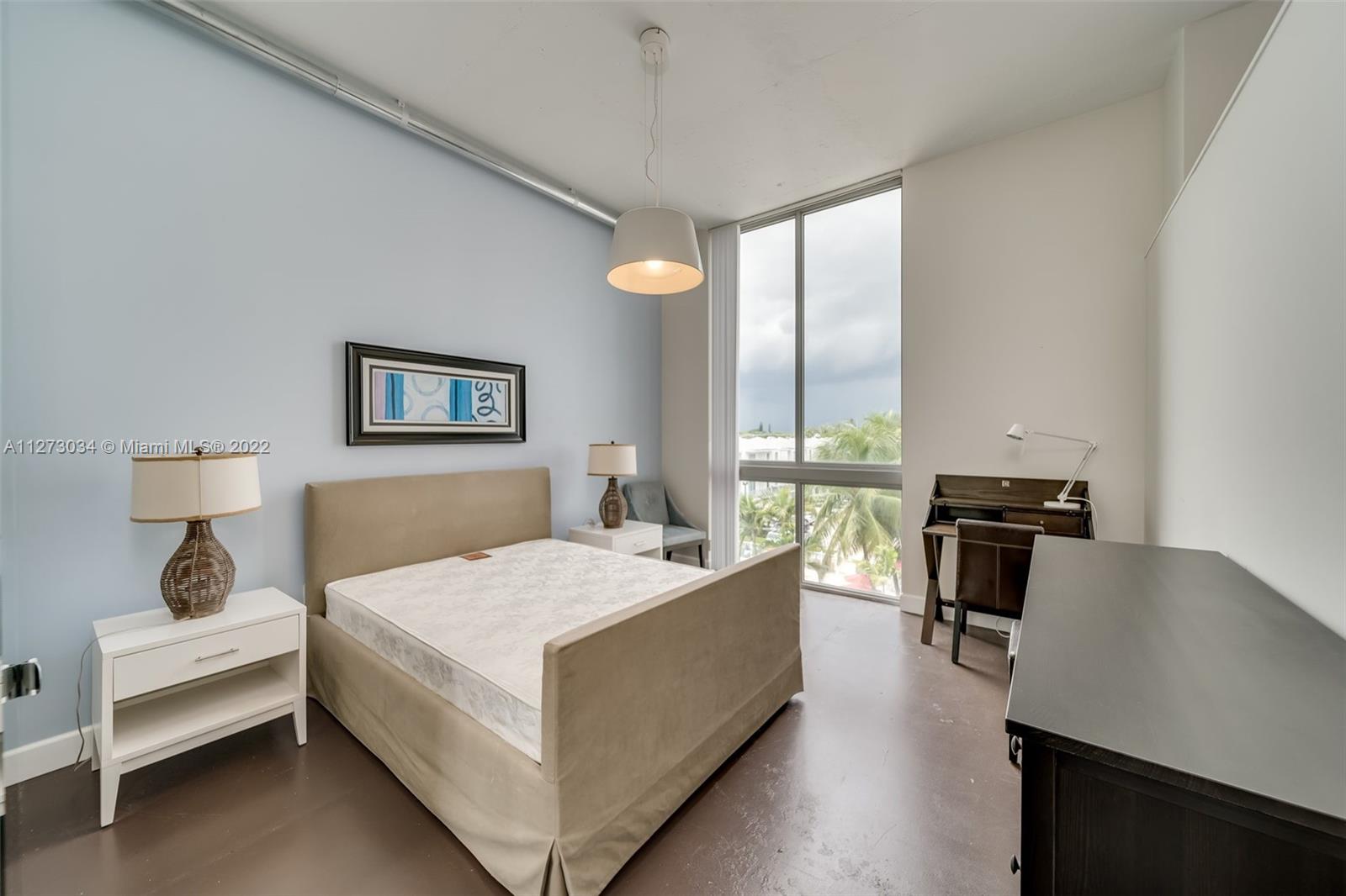 2100 Van Buren St Unit: 421