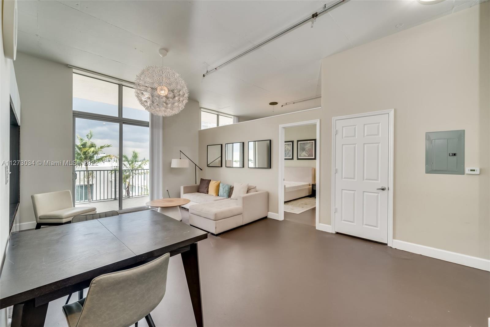 2100 Van Buren St Unit: 421