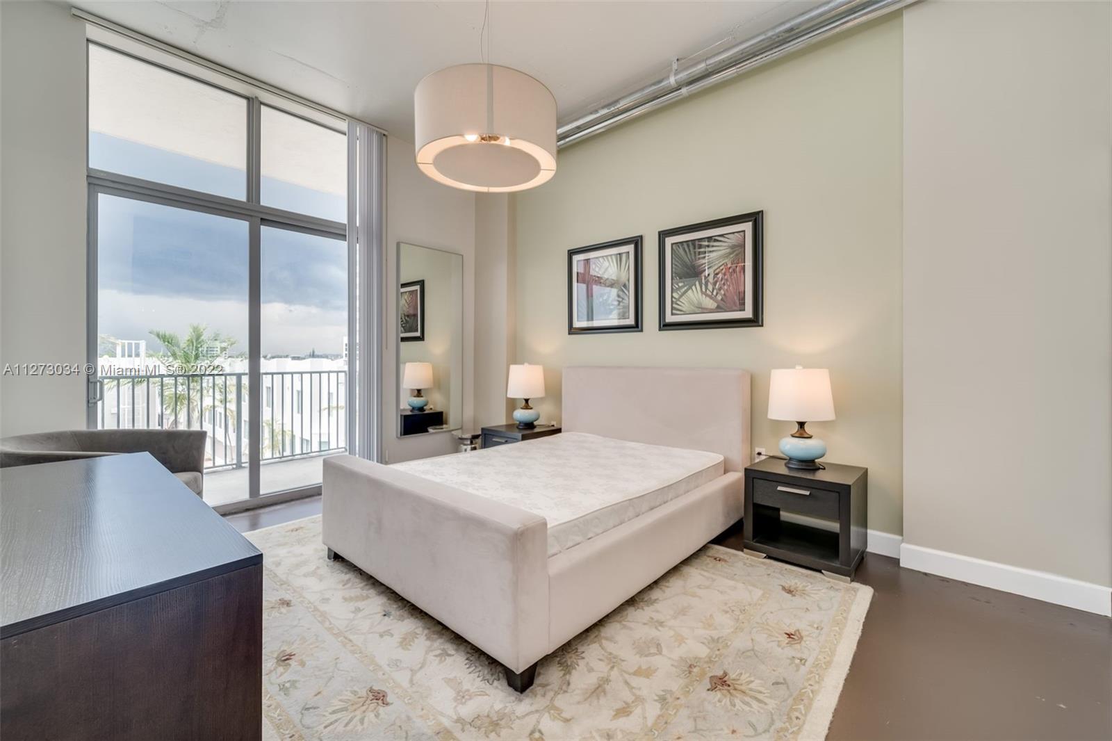 2100 Van Buren St Unit: 421