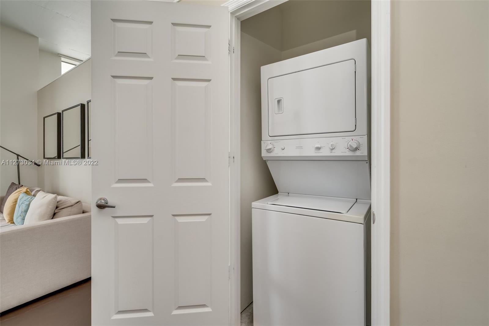 2100 Van Buren St Unit: 421