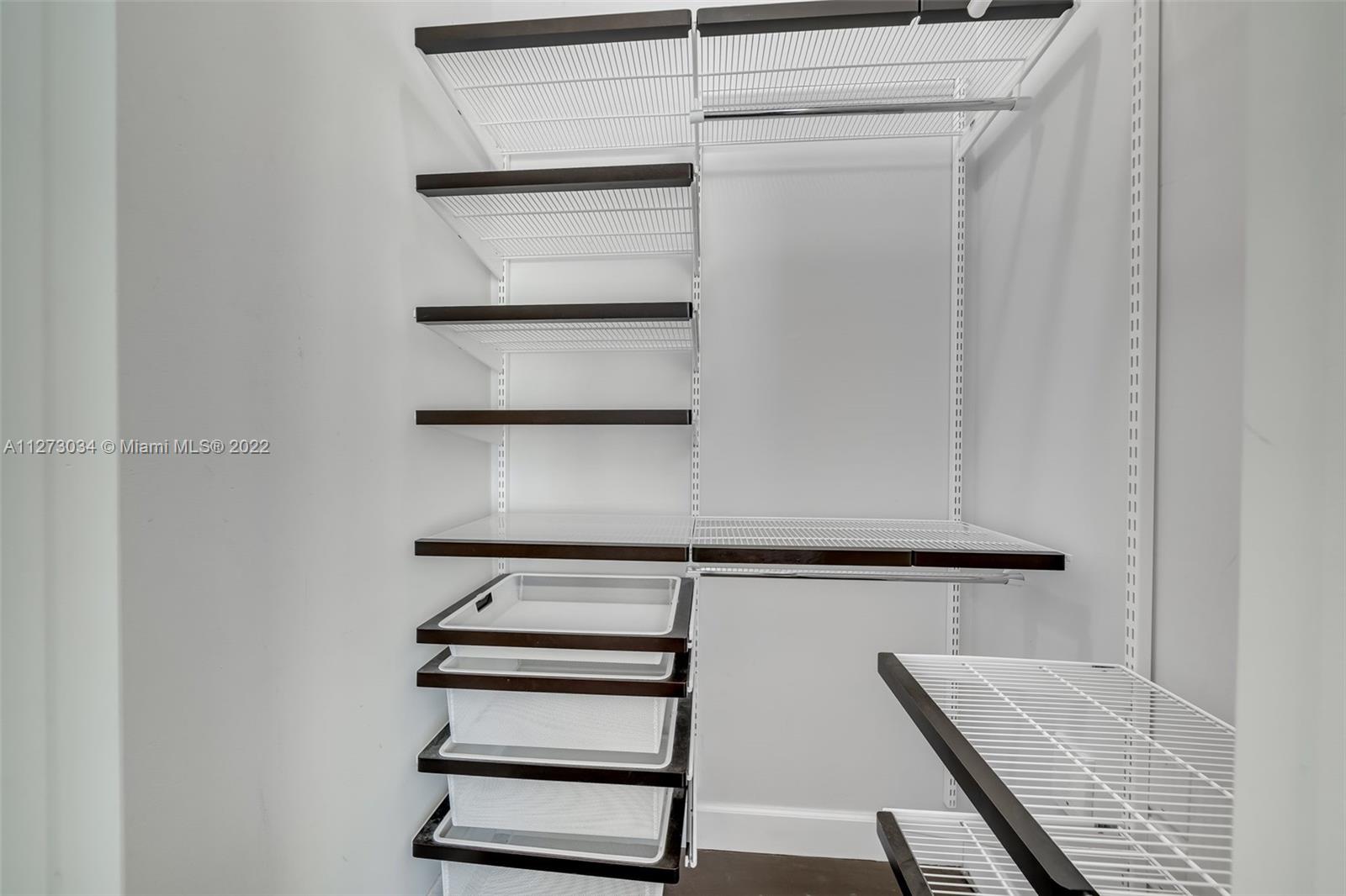 2100 Van Buren St Unit: 421
