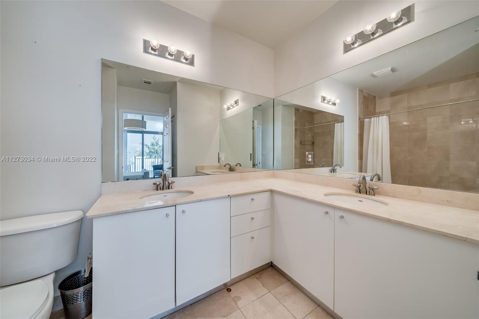 2100 Van Buren St Unit: 421