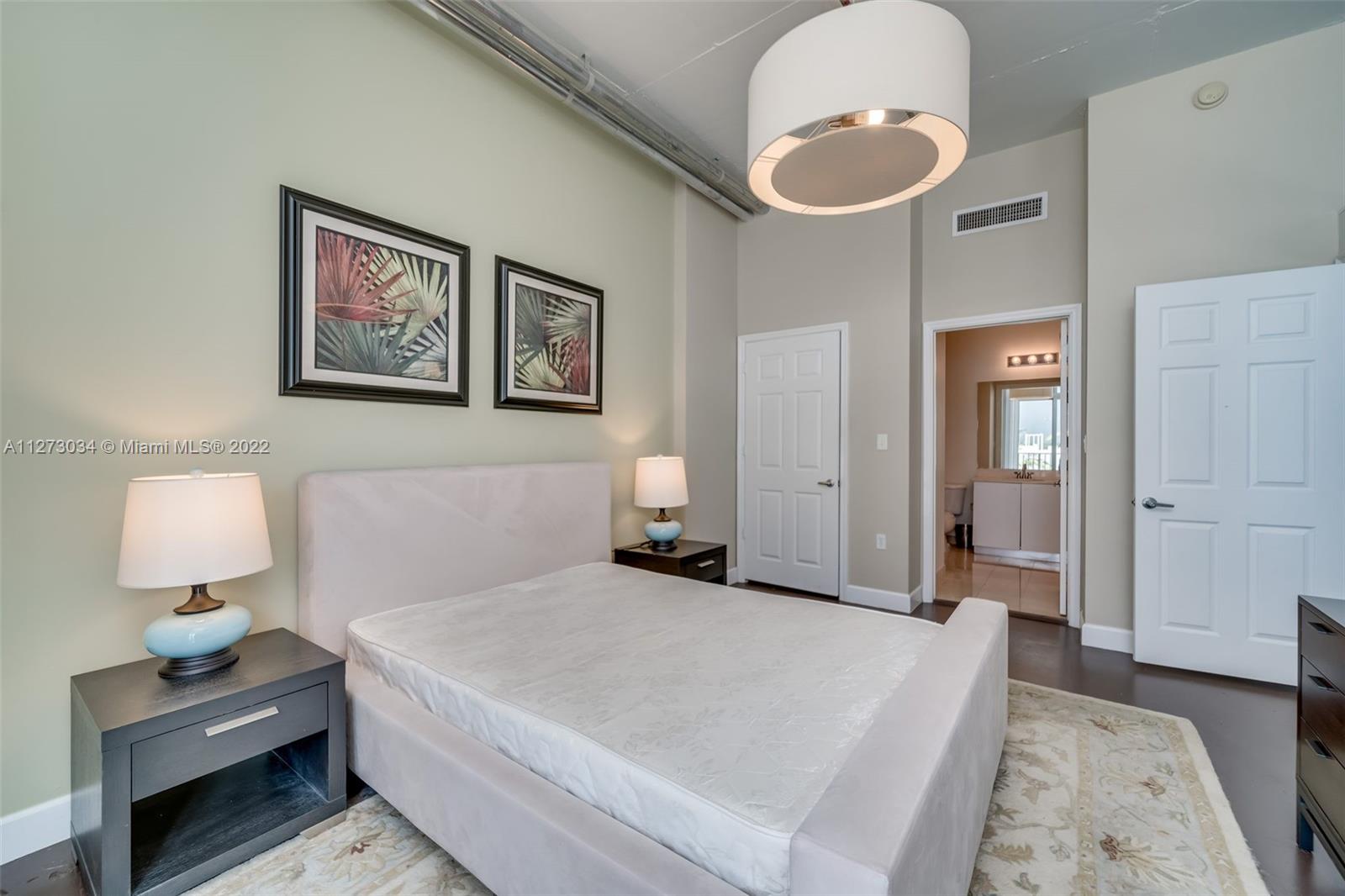 2100 Van Buren St Unit: 421