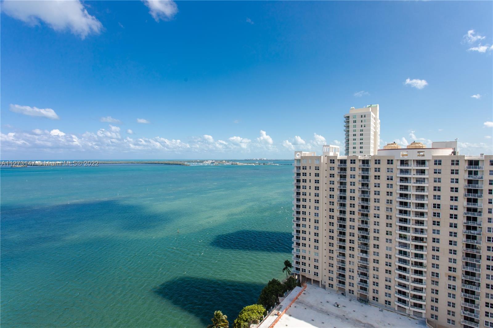 520 Brickell Key Dr Unit: PH03