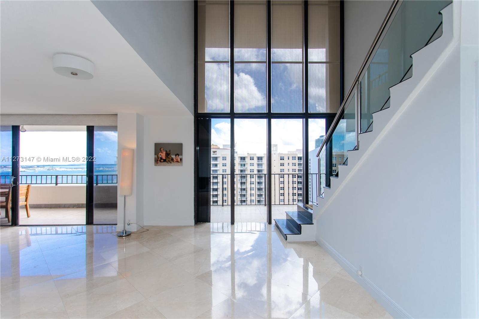 520 Brickell Key Dr Unit: PH03