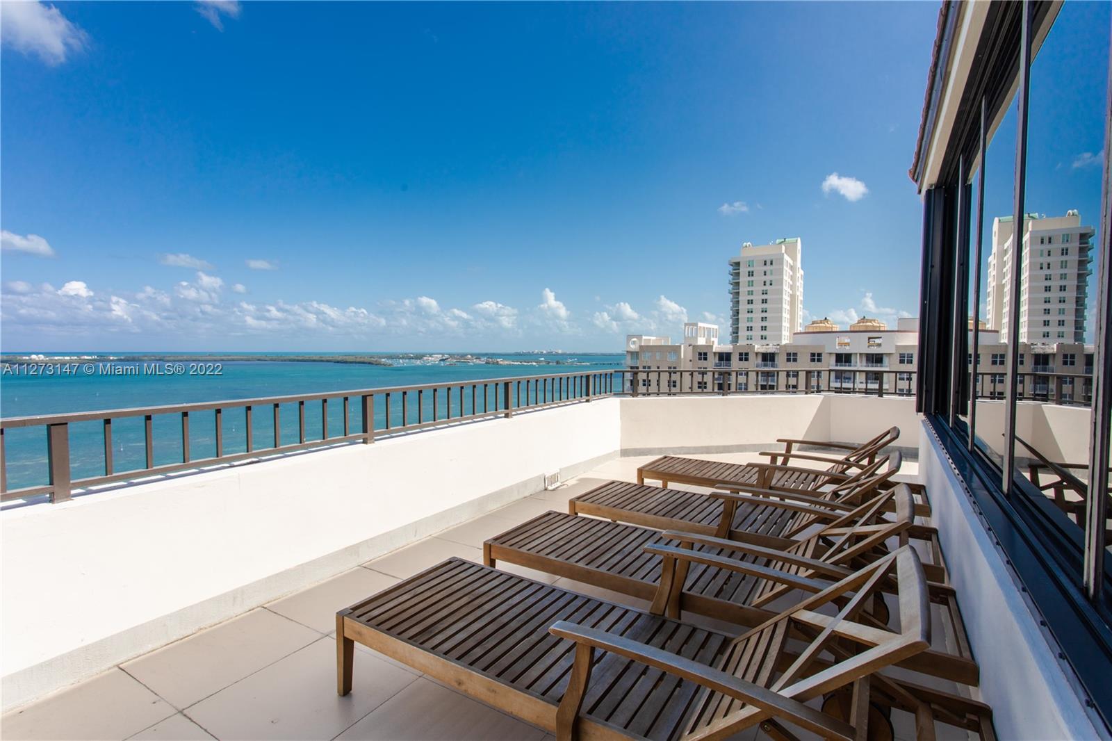 520 Brickell Key Dr Unit: PH03