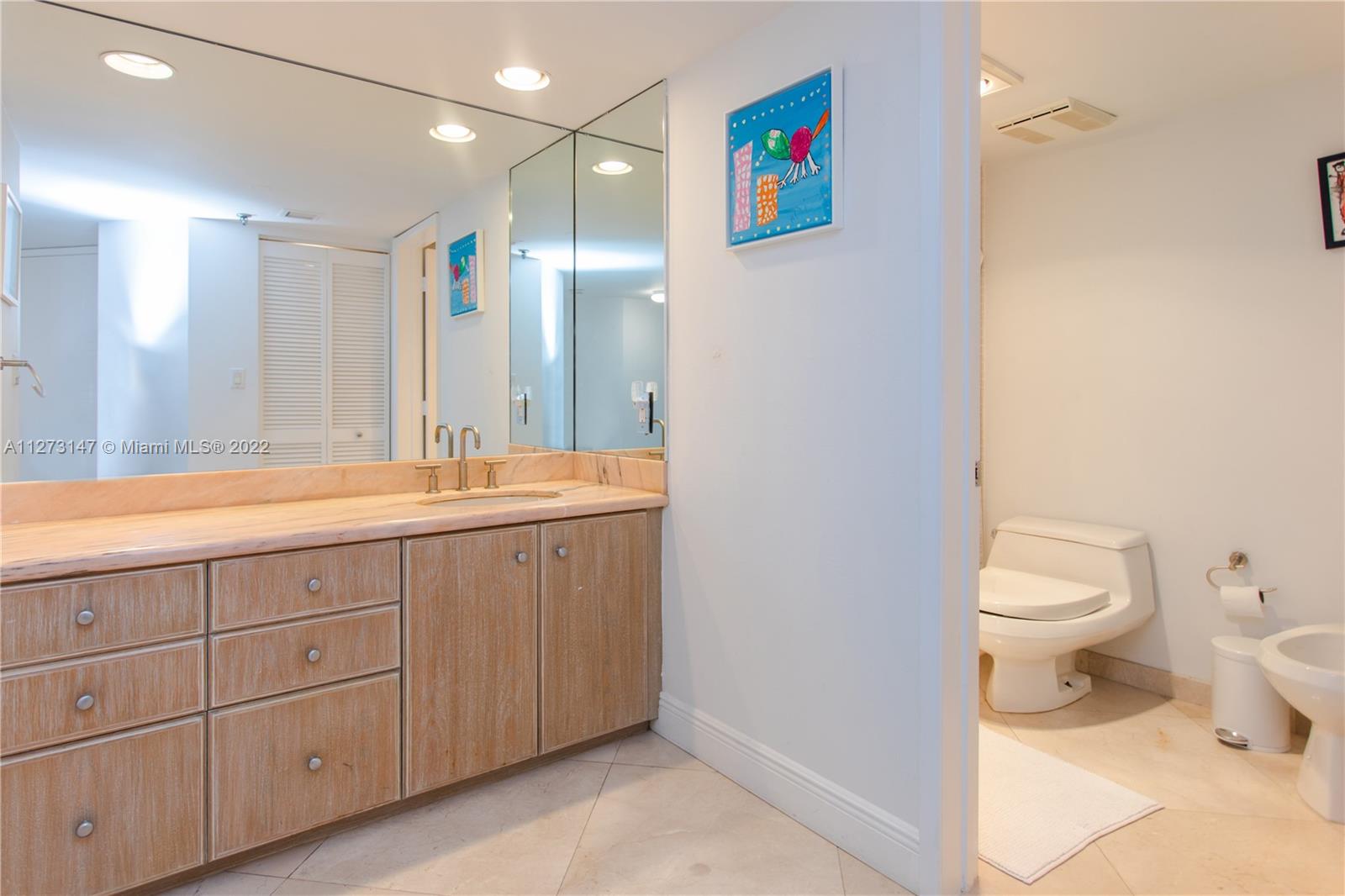 520 Brickell Key Dr Unit: PH03