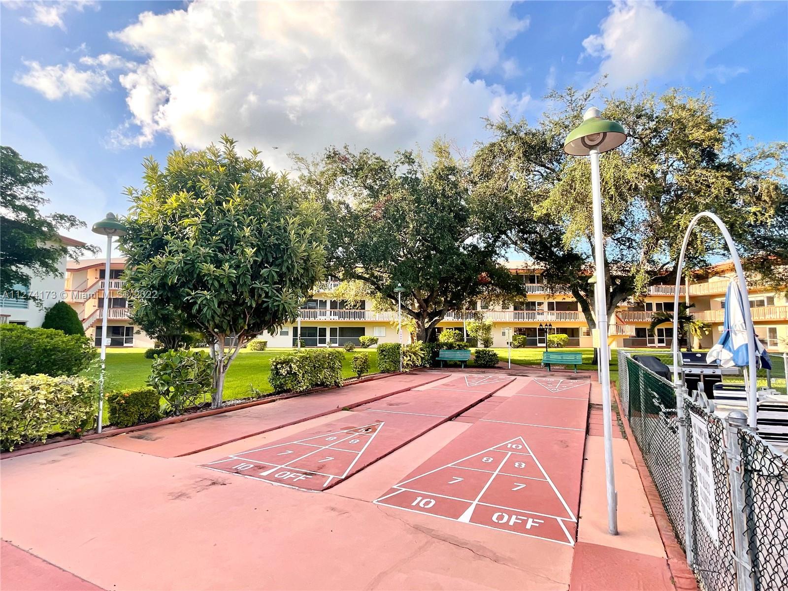 5300 Washington St Unit: H136