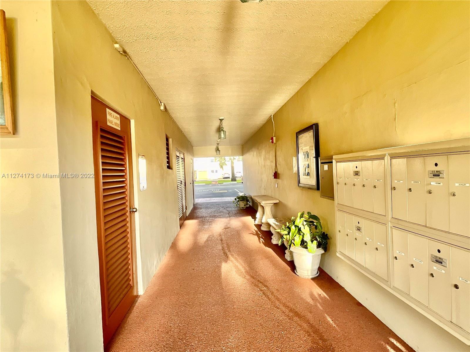 5300 Washington St Unit: H136