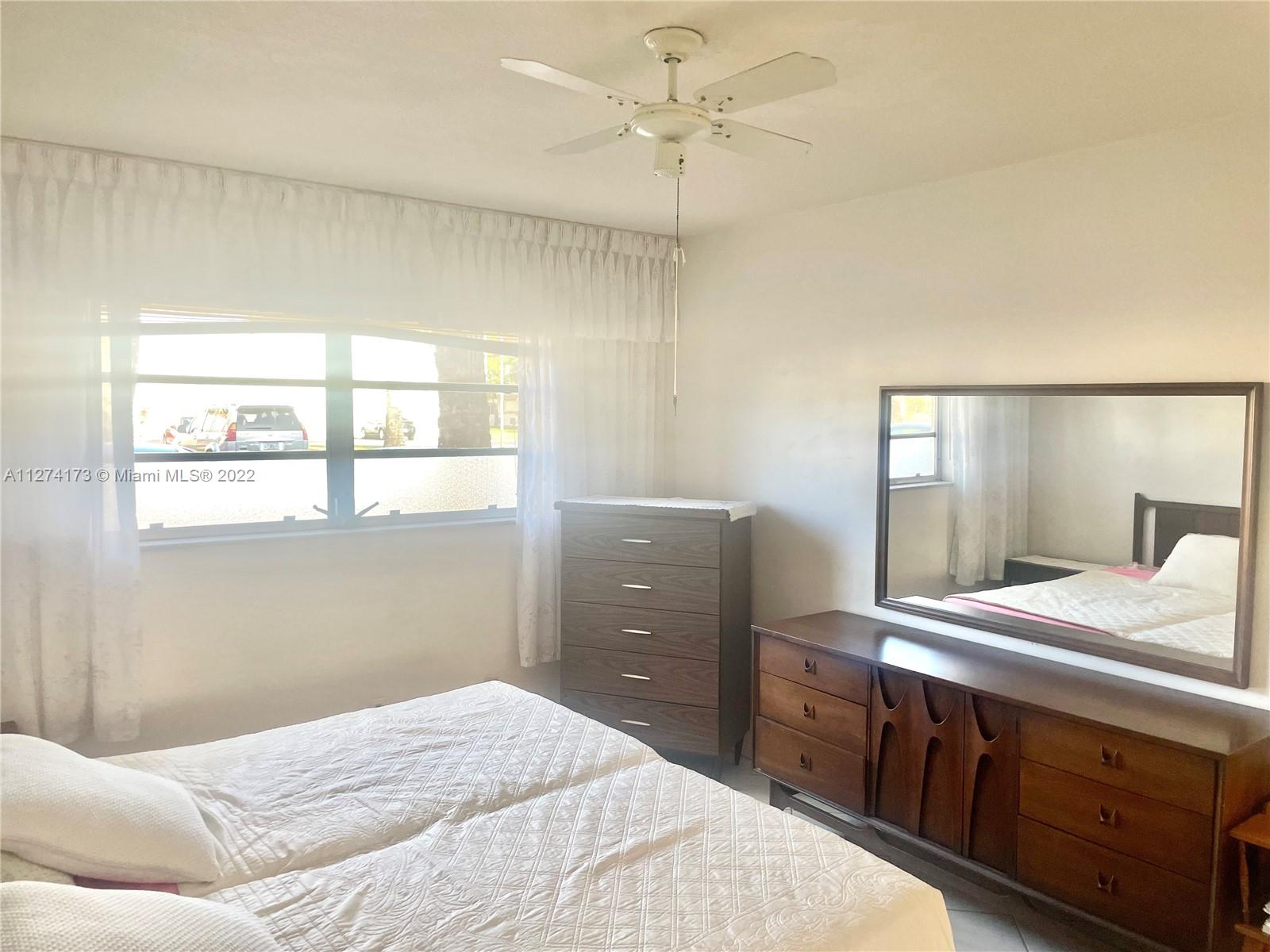 5300 Washington St Unit: H136