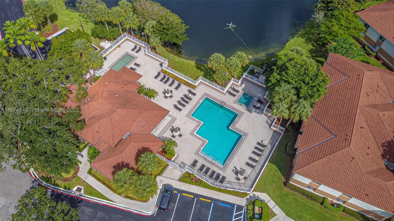 725 NW 92nd Ave Unit: 725