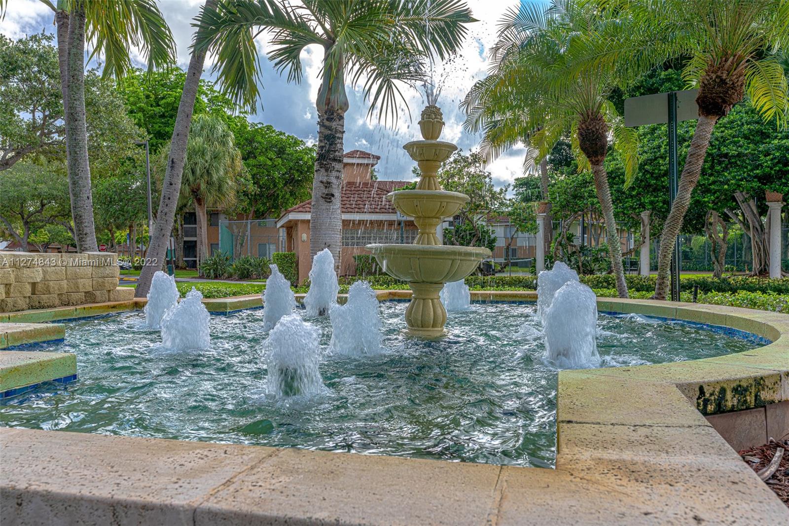 725 NW 92nd Ave Unit: 725
