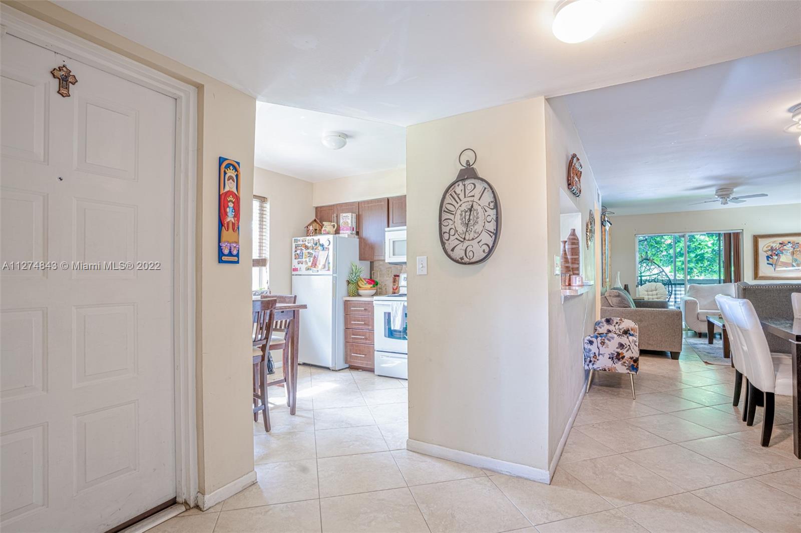 725 NW 92nd Ave Unit: 725