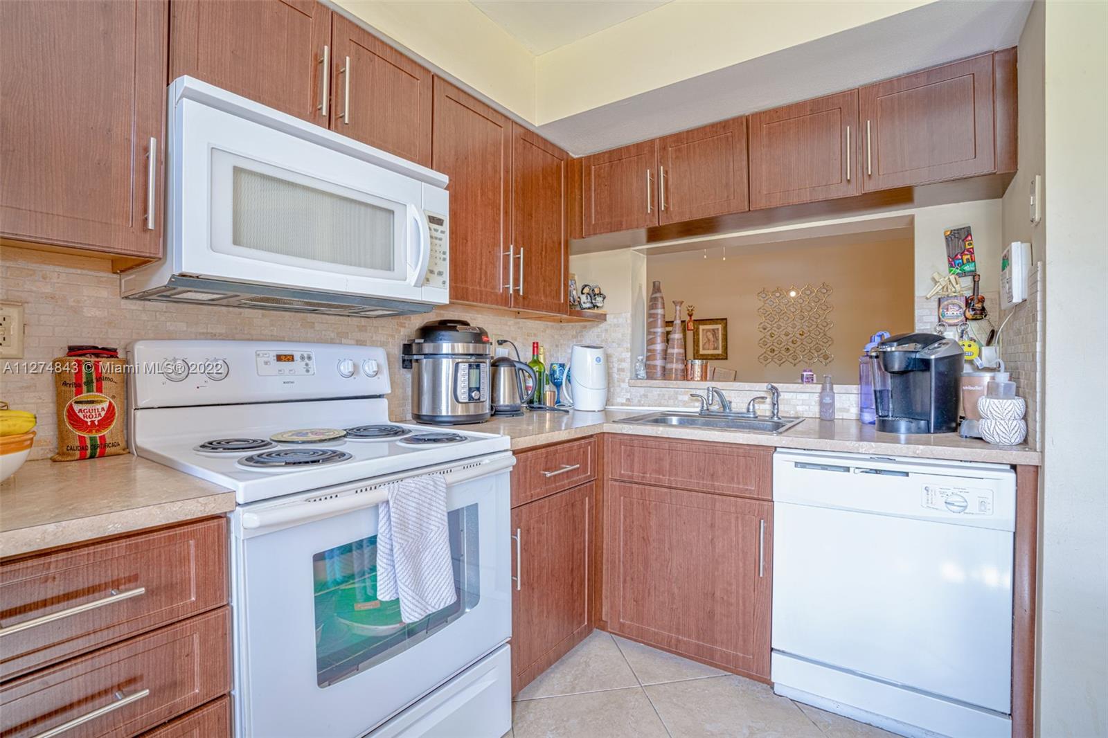 725 NW 92nd Ave Unit: 725