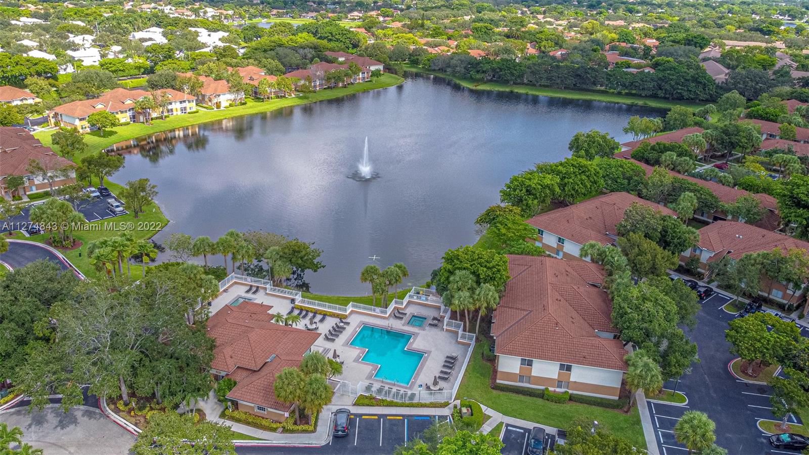 725 NW 92nd Ave Unit: 725