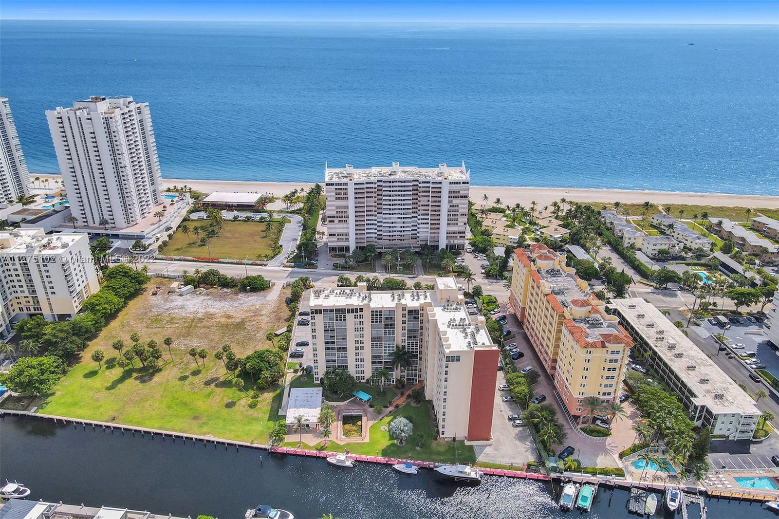 1391 S Ocean Blvd Unit: PH6