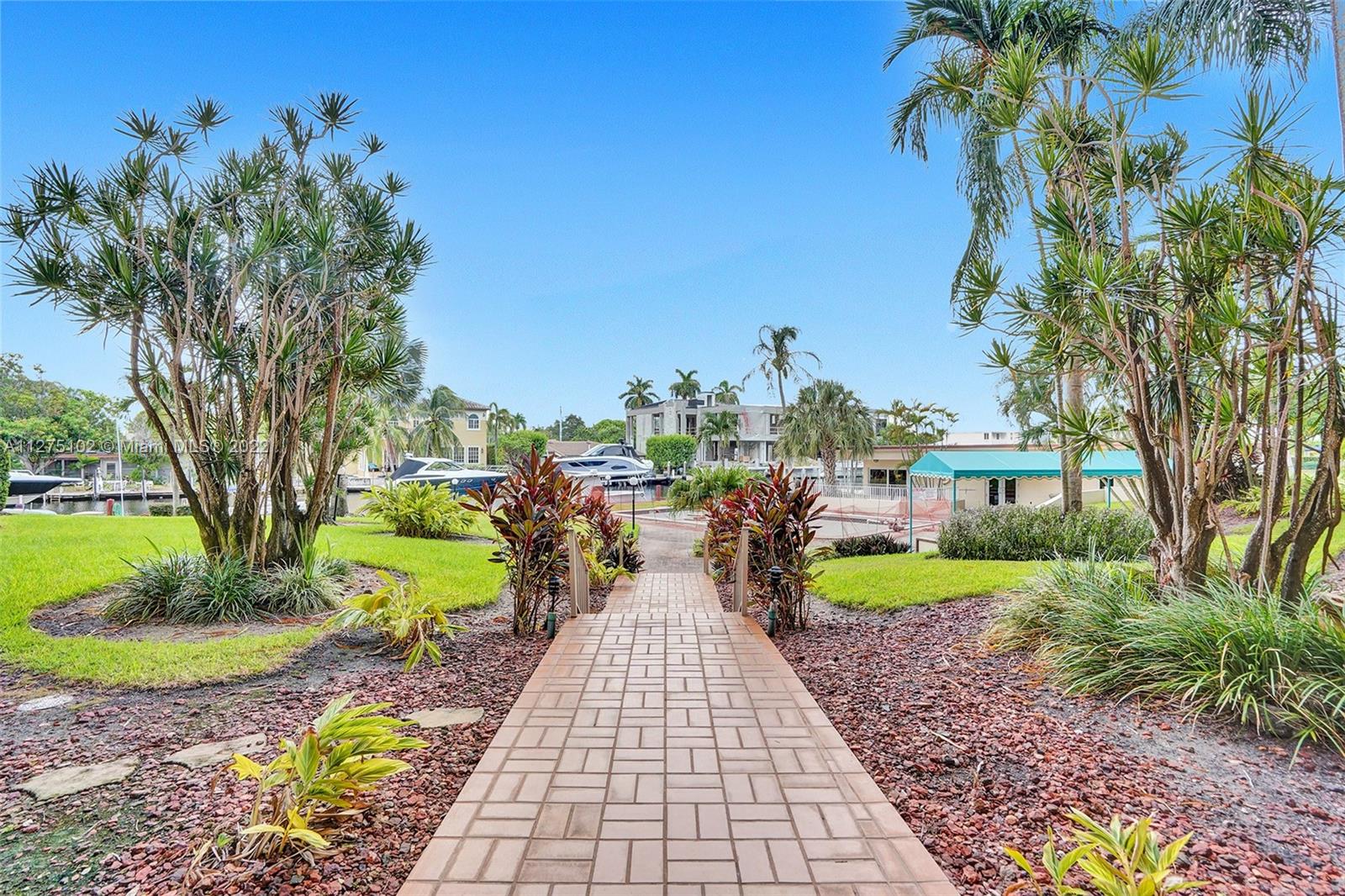 1391 S Ocean Blvd Unit: PH6