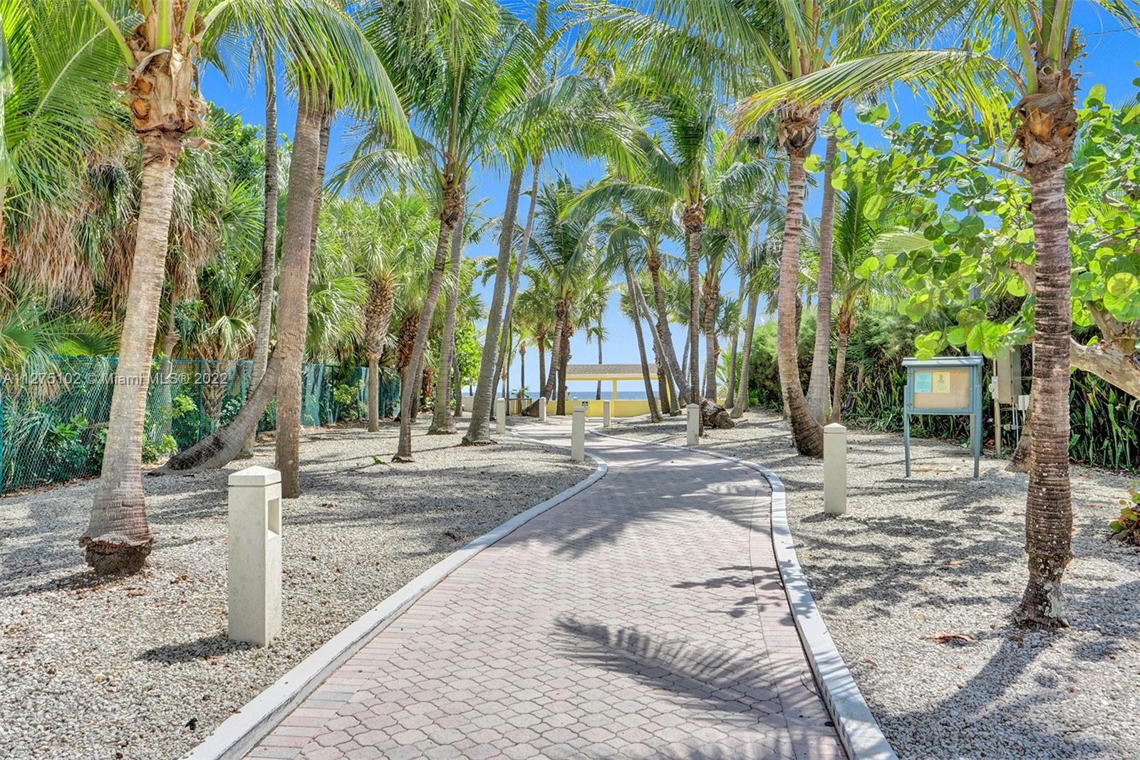 1391 S Ocean Blvd Unit: PH6