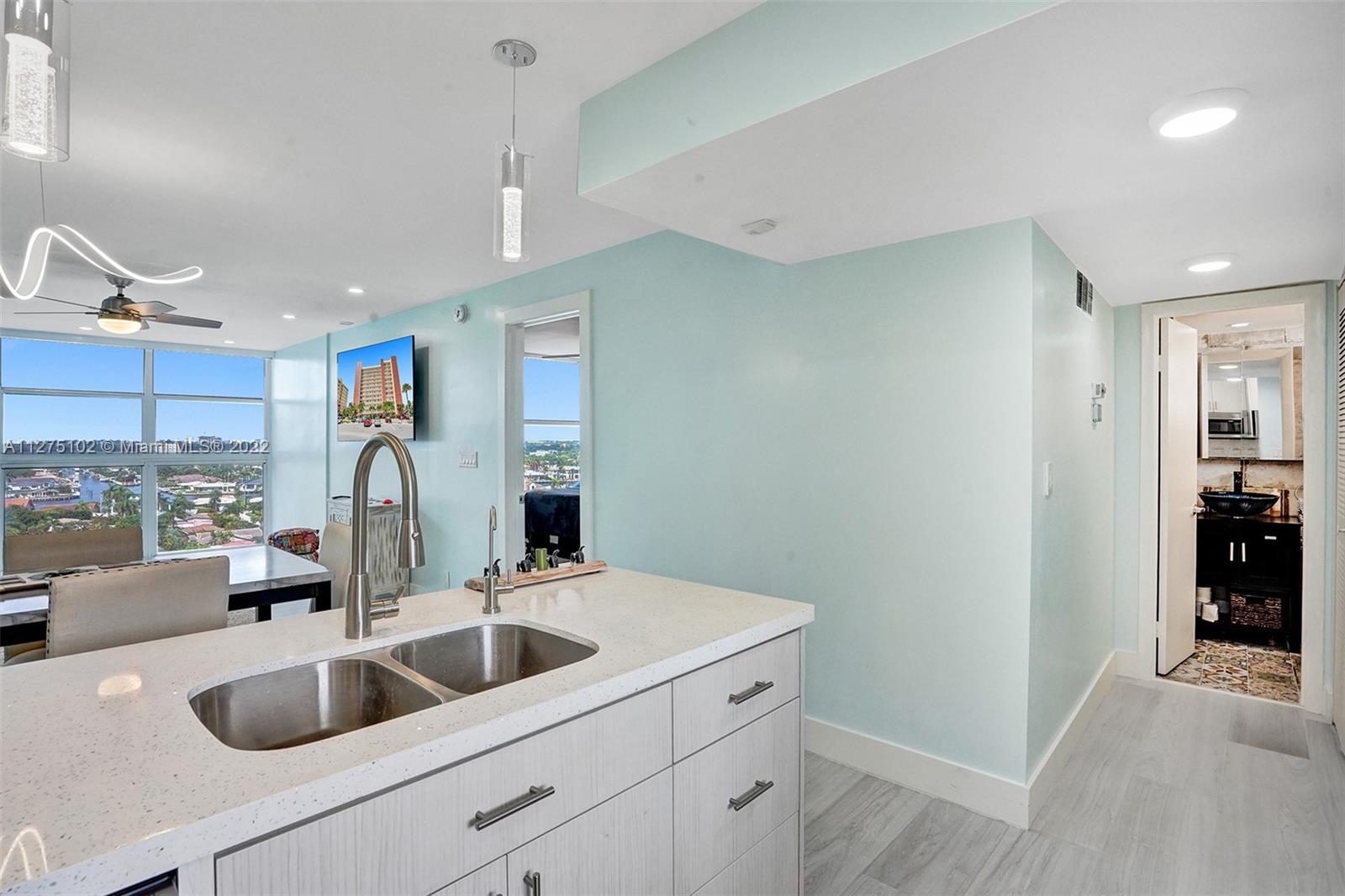 1391 S Ocean Blvd Unit: PH6
