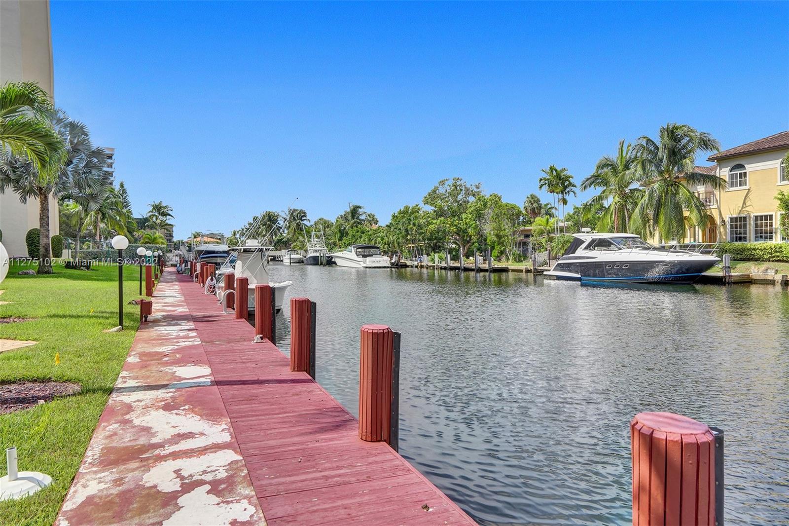 1391 S Ocean Blvd Unit: PH6