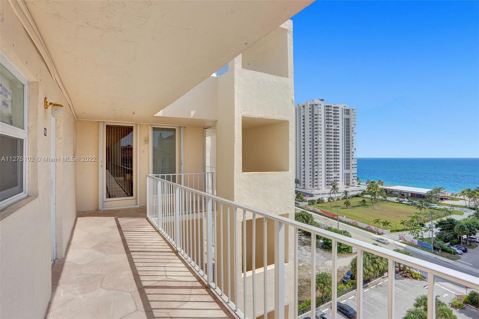 1391 S Ocean Blvd Unit: PH6