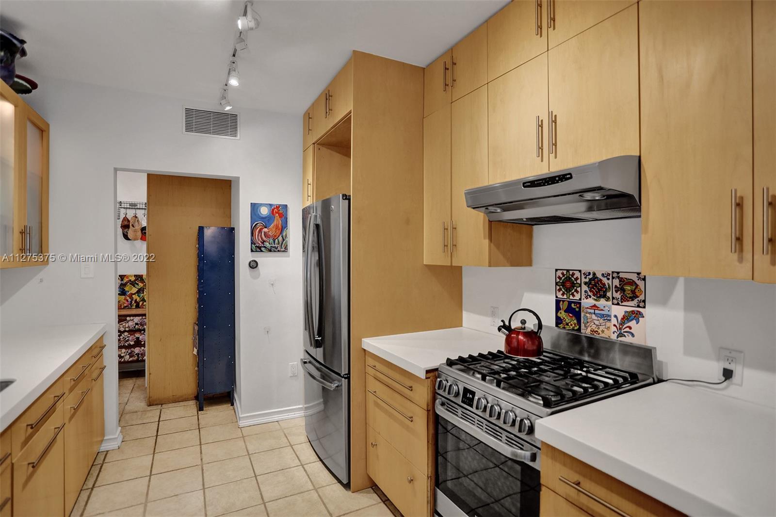 701 SE 7th St
