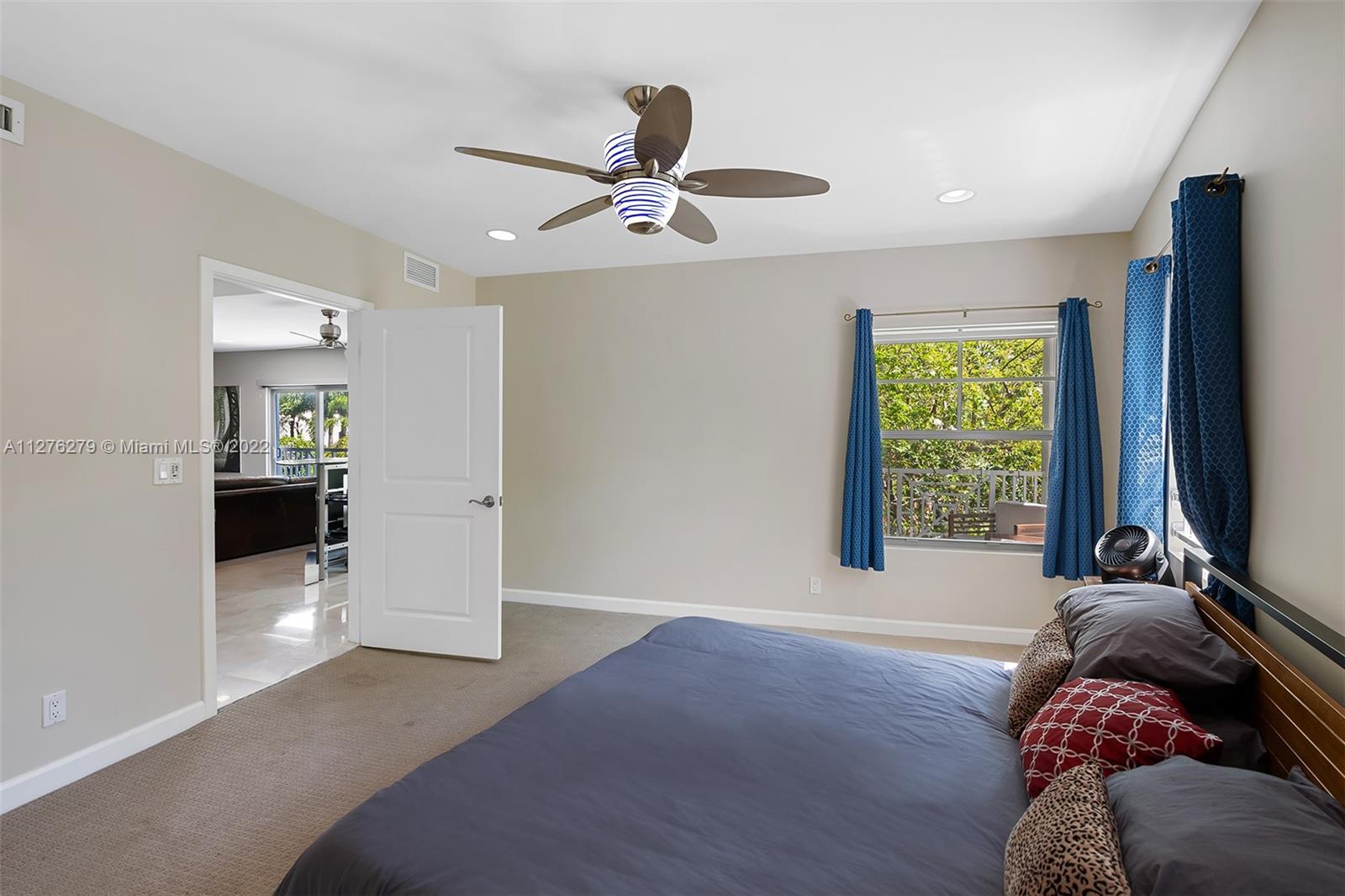 1724 NE 5th Ct Unit: 1724