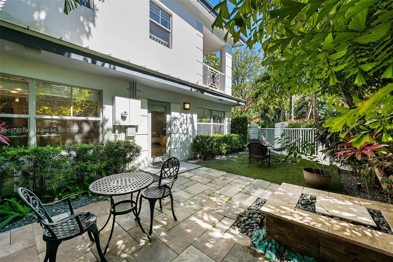 1724 NE 5th Ct Unit: 1724