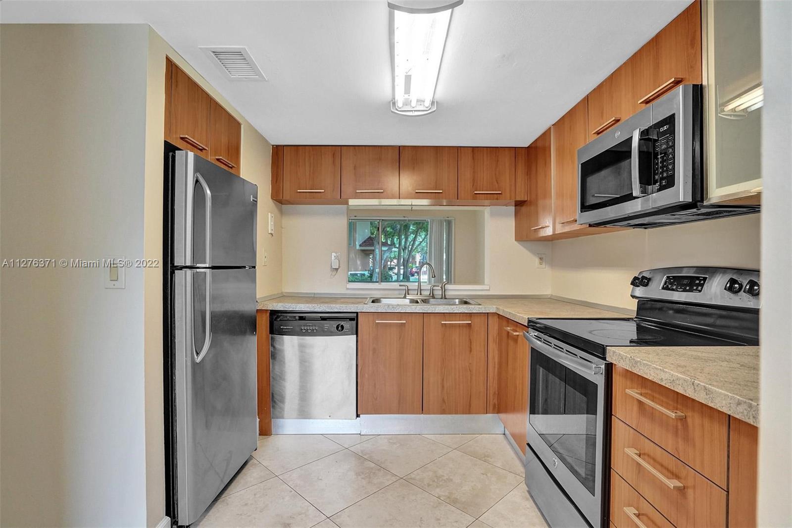 841 NW 91st Ter Unit: 841