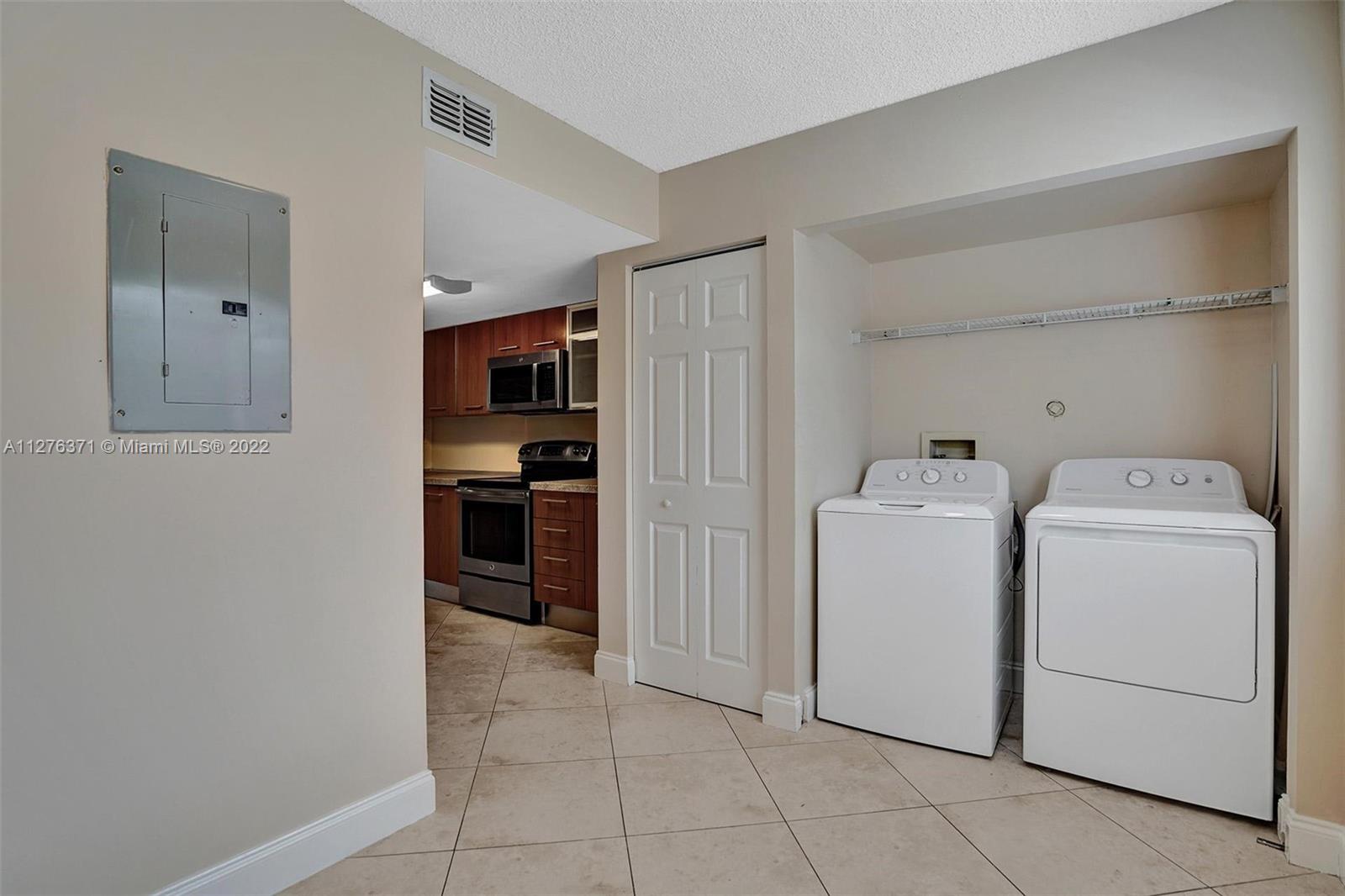 841 NW 91st Ter Unit: 841