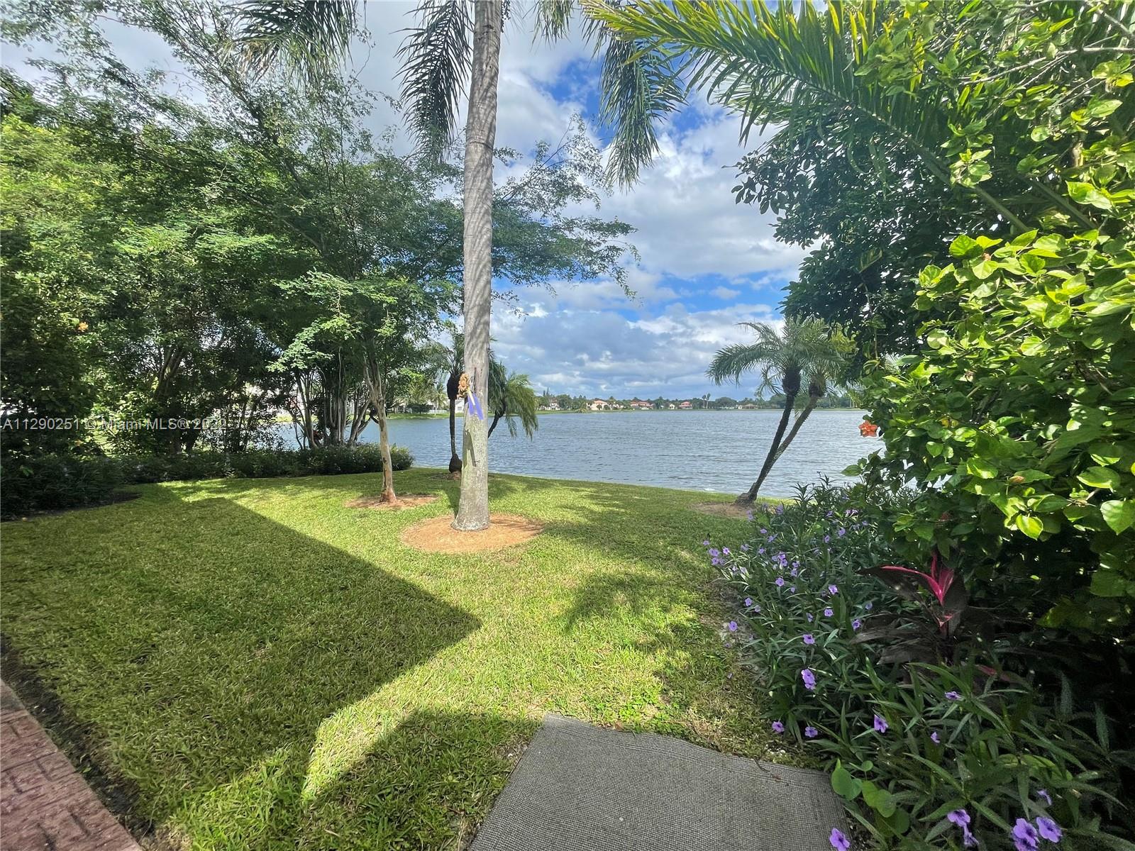 5250 NW 53rd Ave