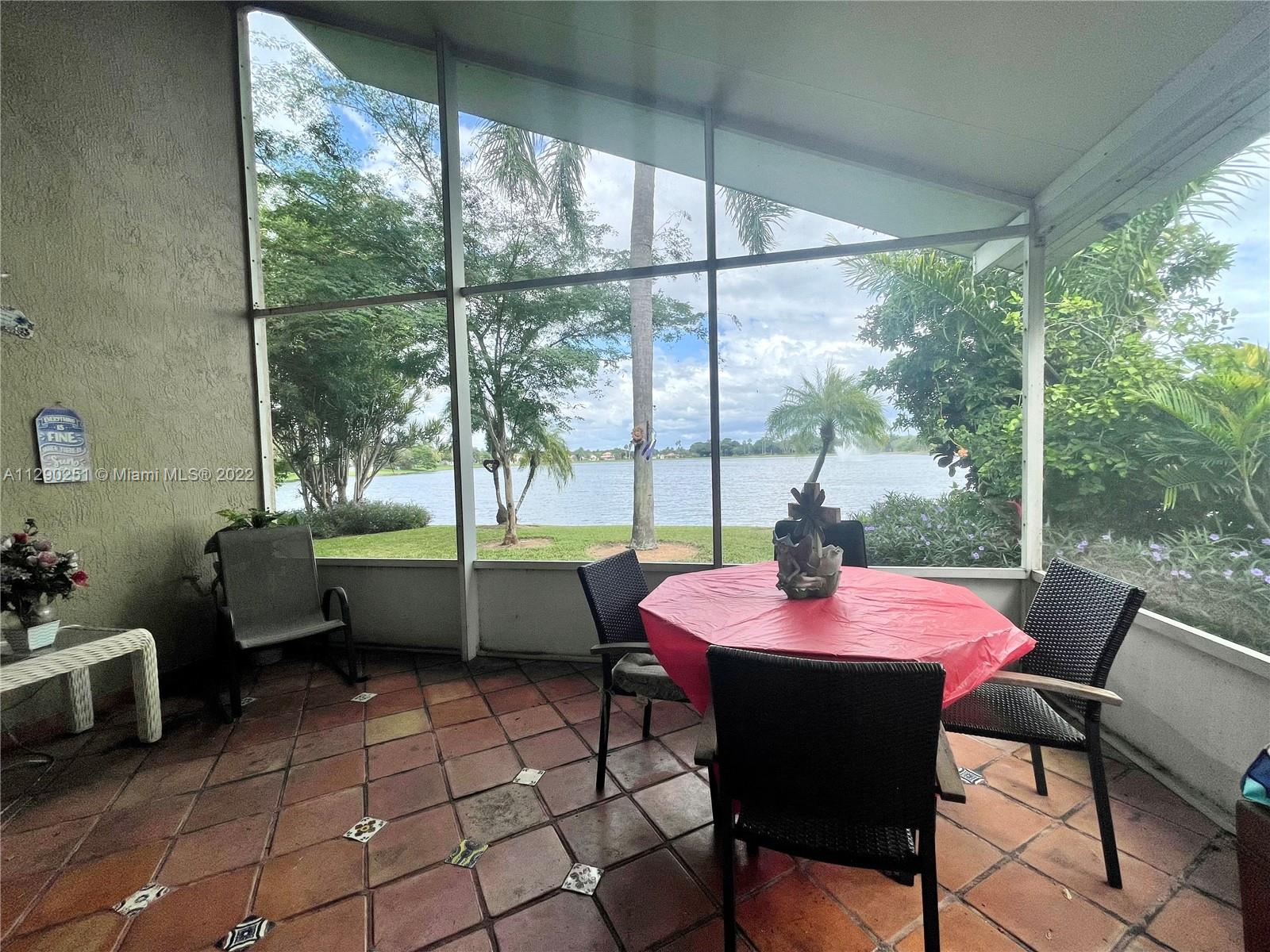 5250 NW 53rd Ave