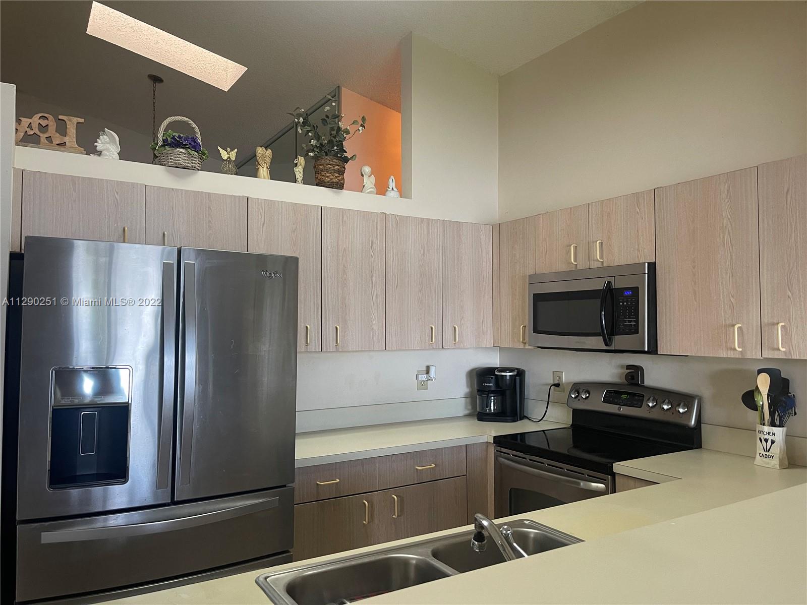 5250 NW 53rd Ave