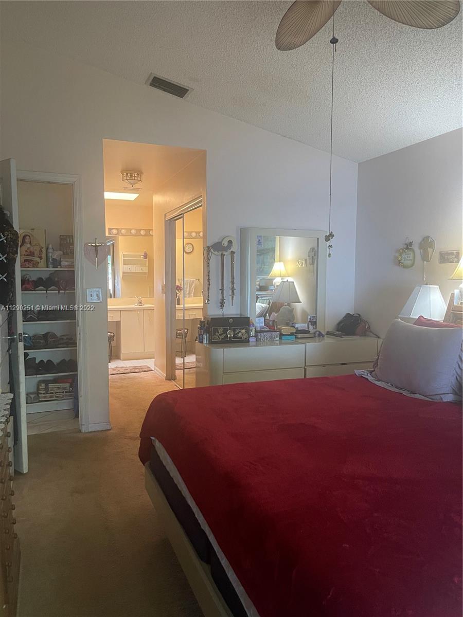 5250 NW 53rd Ave