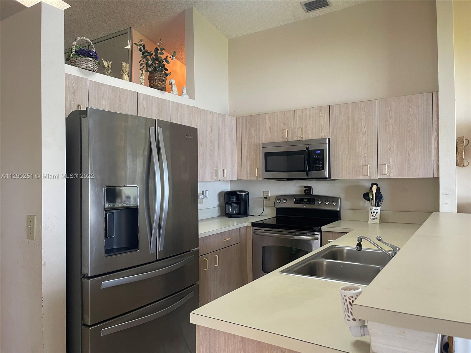 5250 NW 53rd Ave