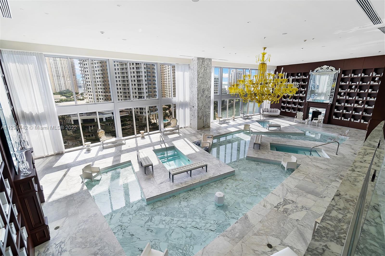 495 Brickell Ave Unit: BAY405