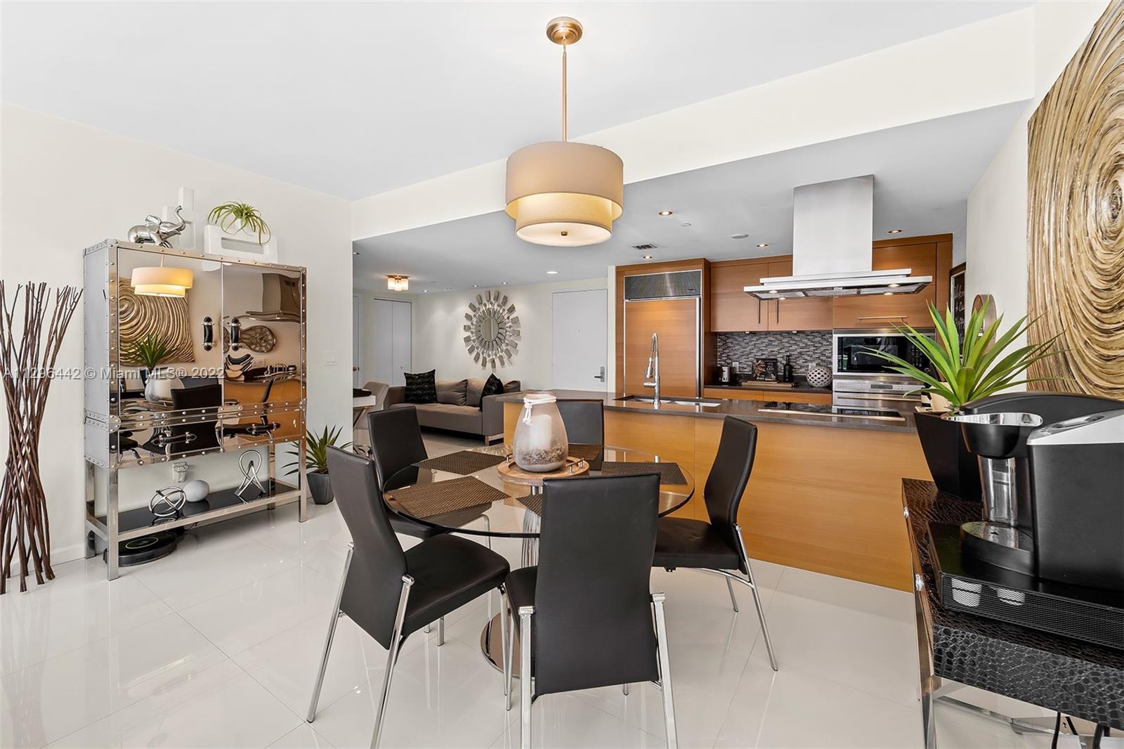 495 Brickell Ave Unit: BAY405
