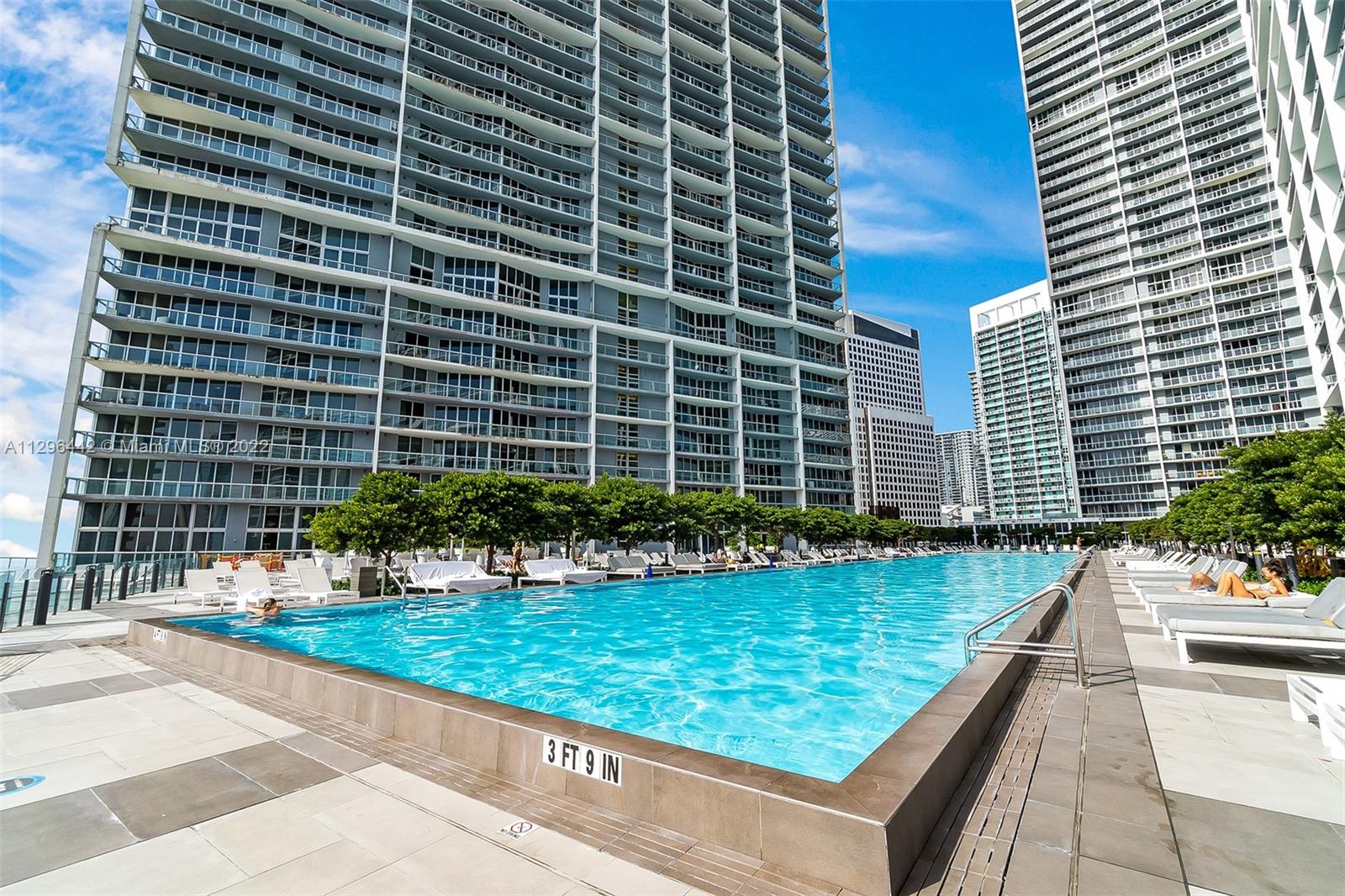 495 Brickell Ave Unit: BAY405