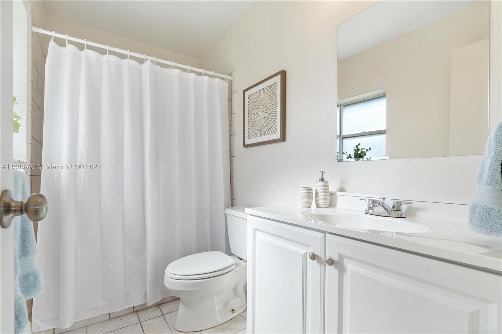 860 SW 81st Ter