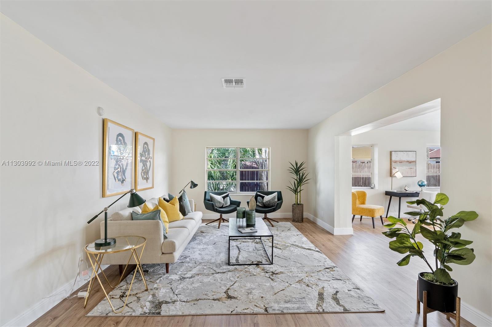 860 SW 81st Ter