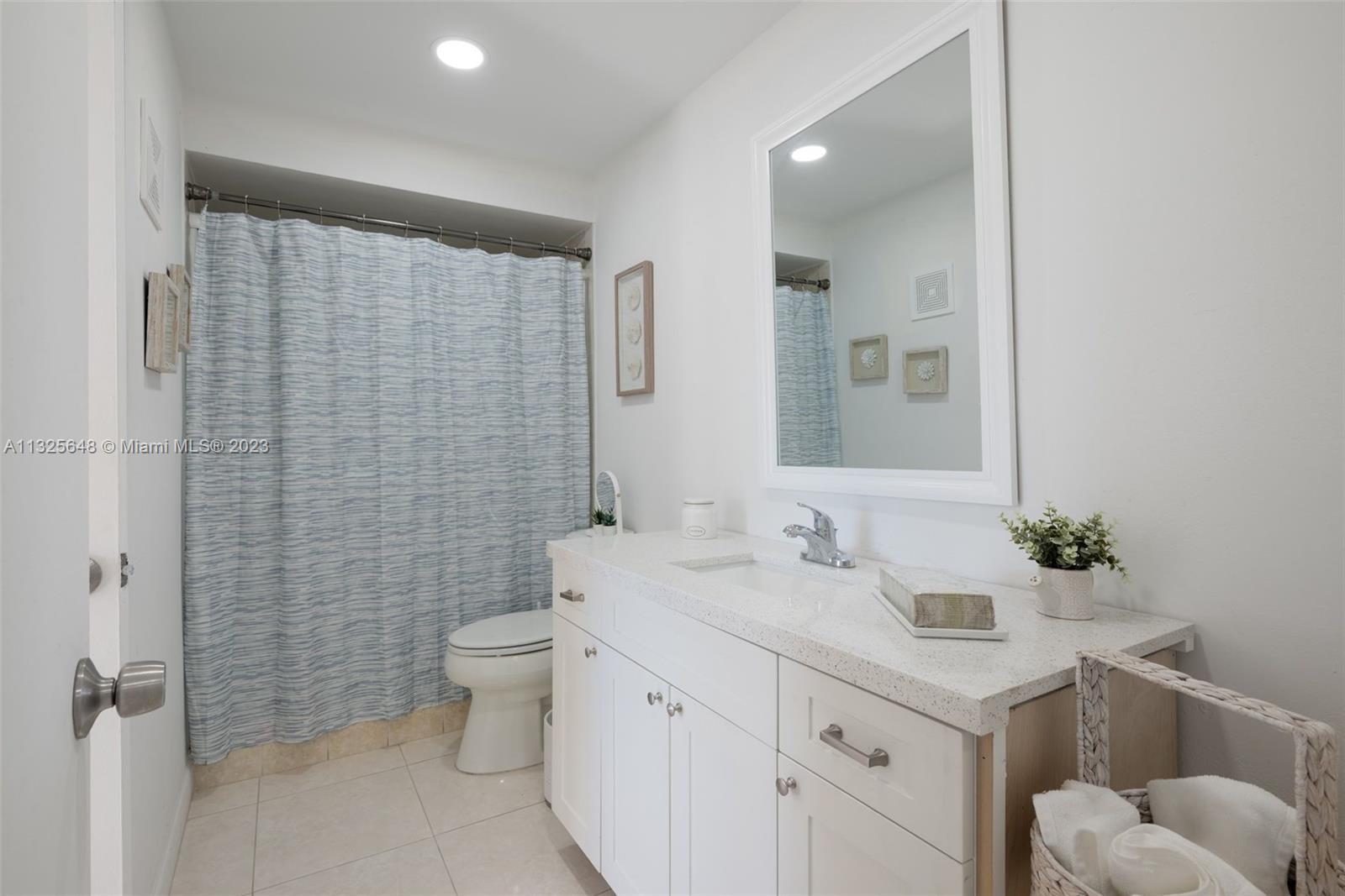 210 Lakeview Dr Unit: 311