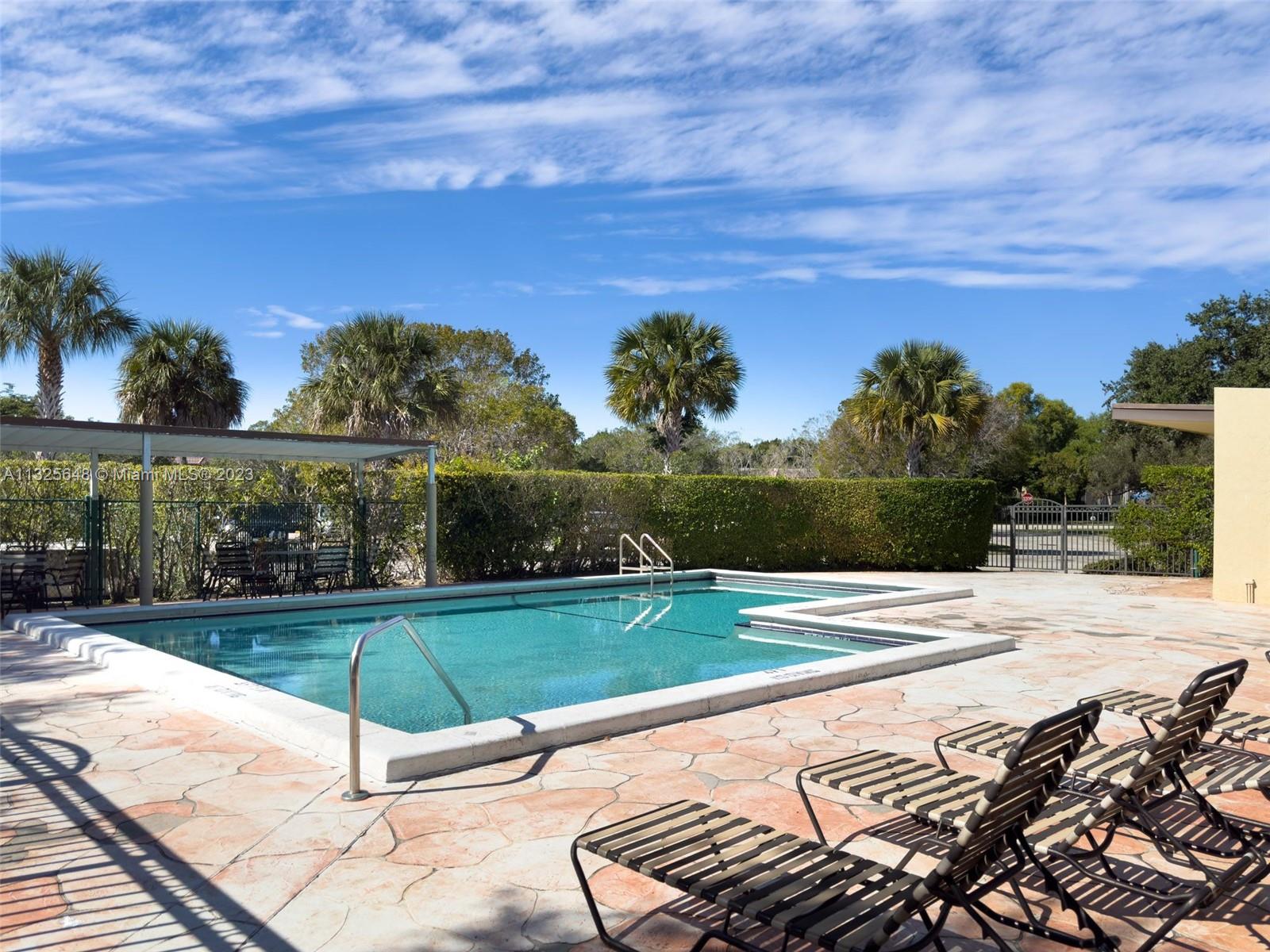 210 Lakeview Dr Unit: 311