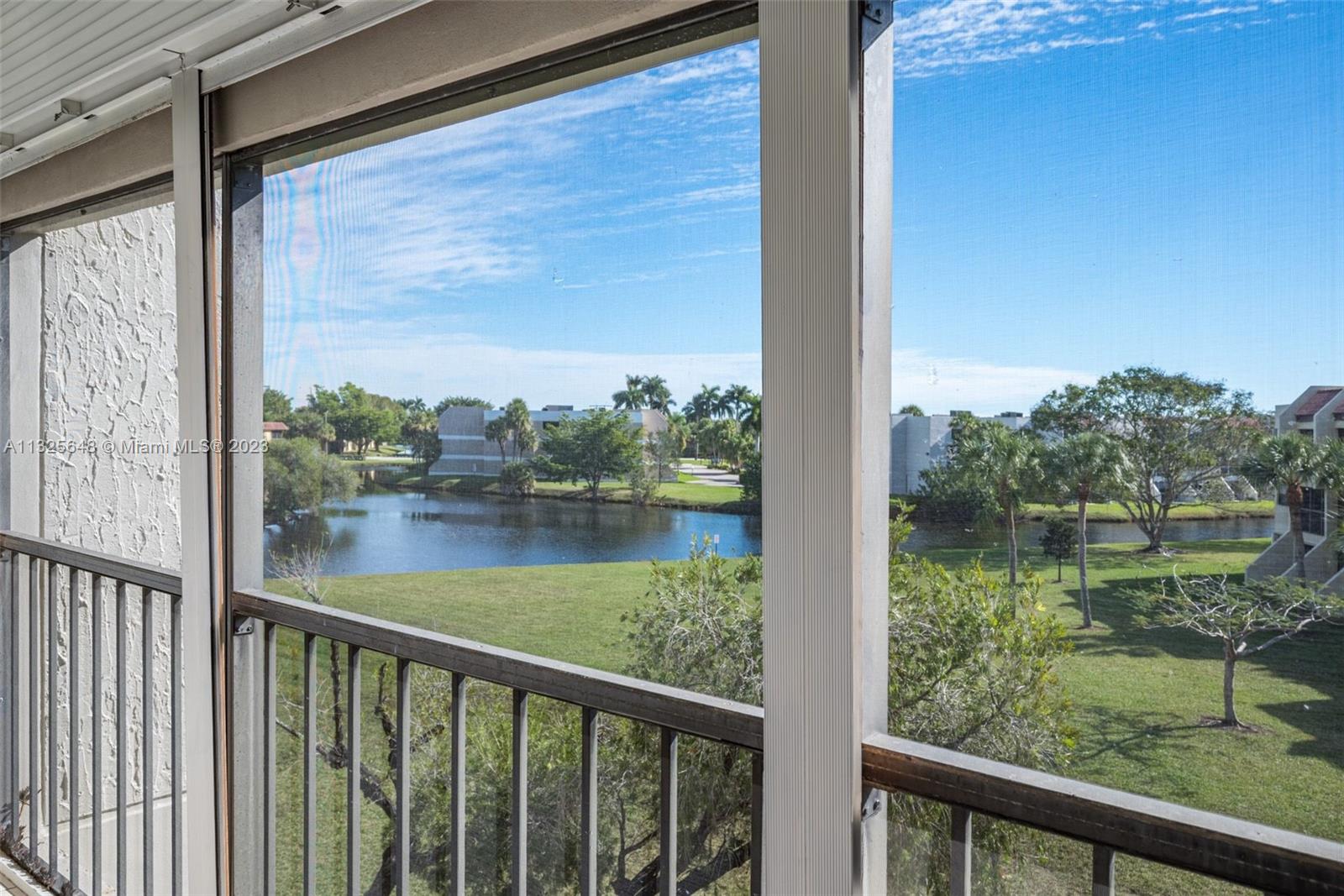 210 Lakeview Dr Unit: 311