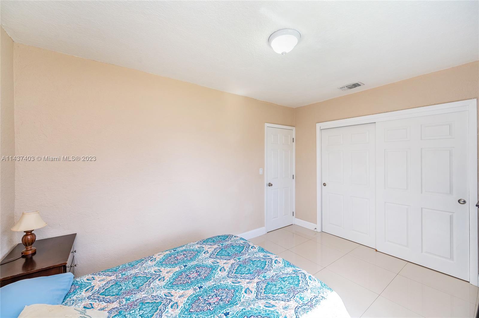 1020 SW 73rd Pl Unit: 1020