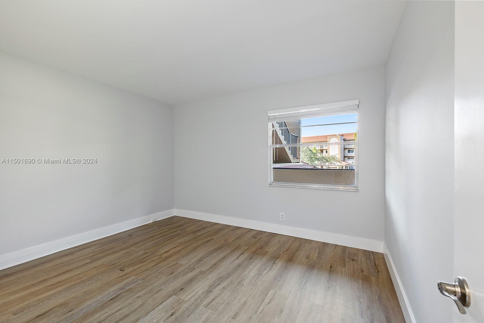 1251 SW 125th Ave # 202T