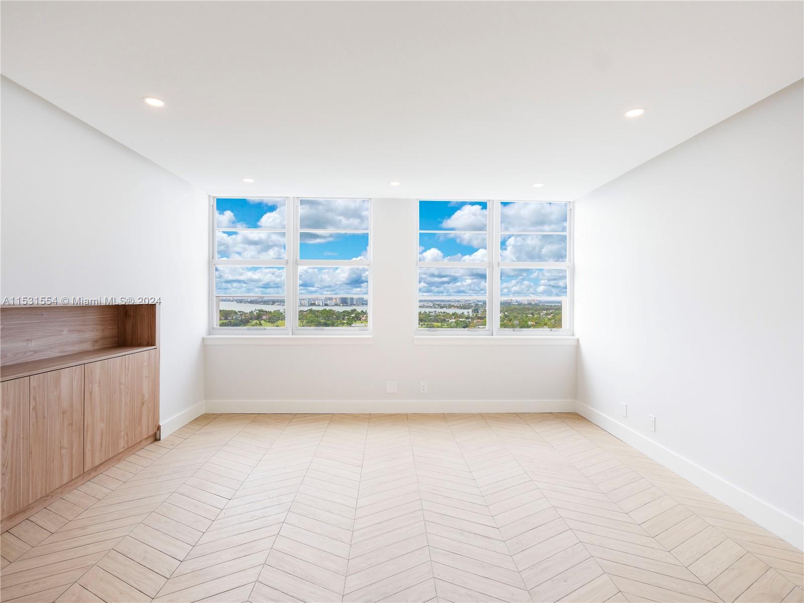 5660 Collins Ave # 18D