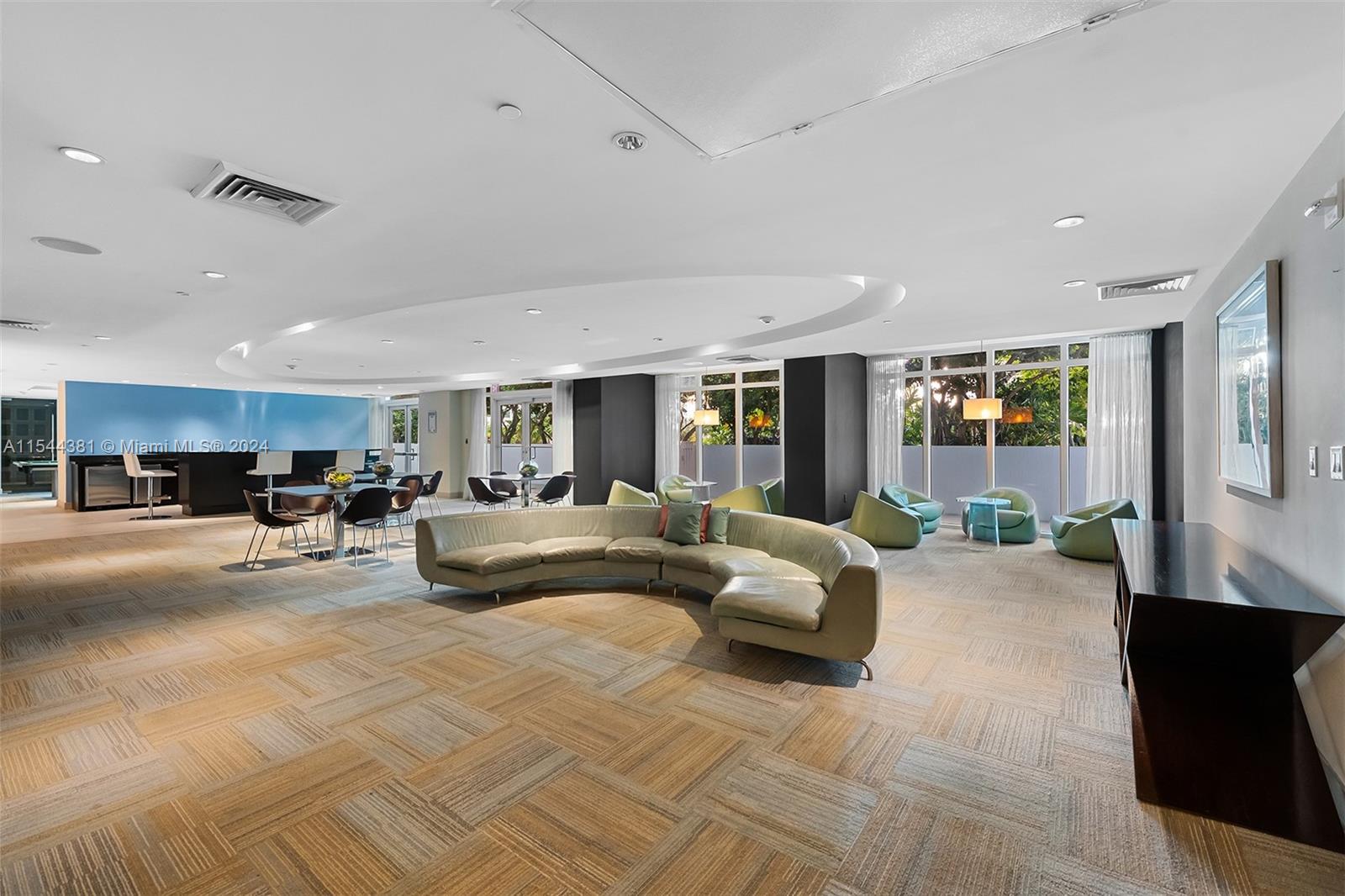 951 Brickell Ave # 1106